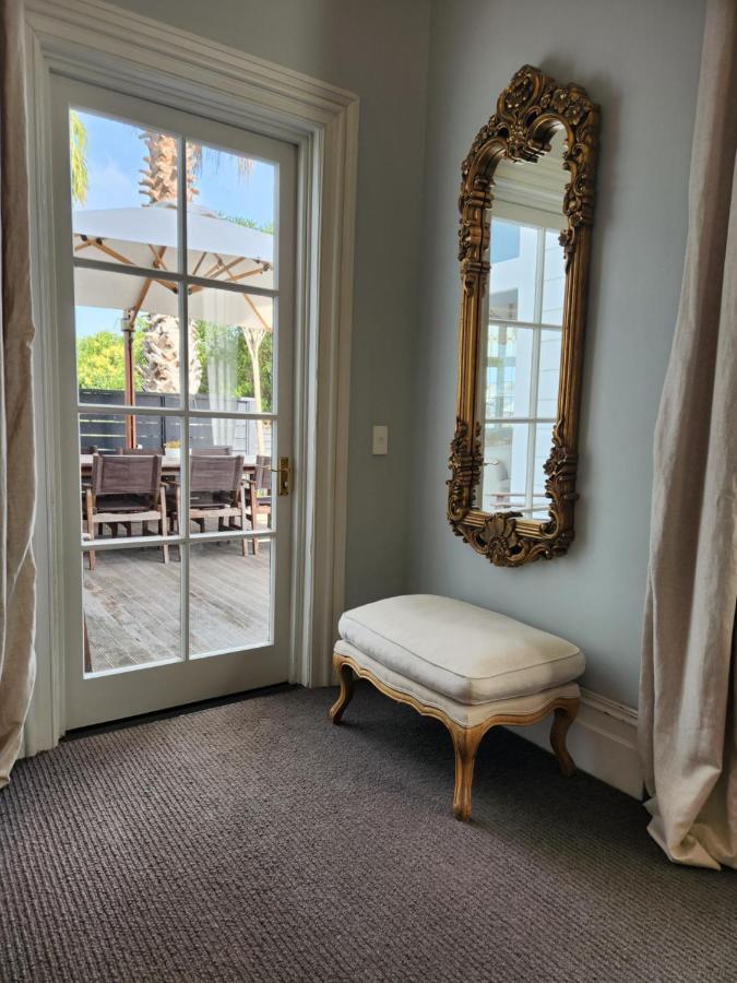 Cedar House Bed & Breakfast Гизбърн Екстериор снимка